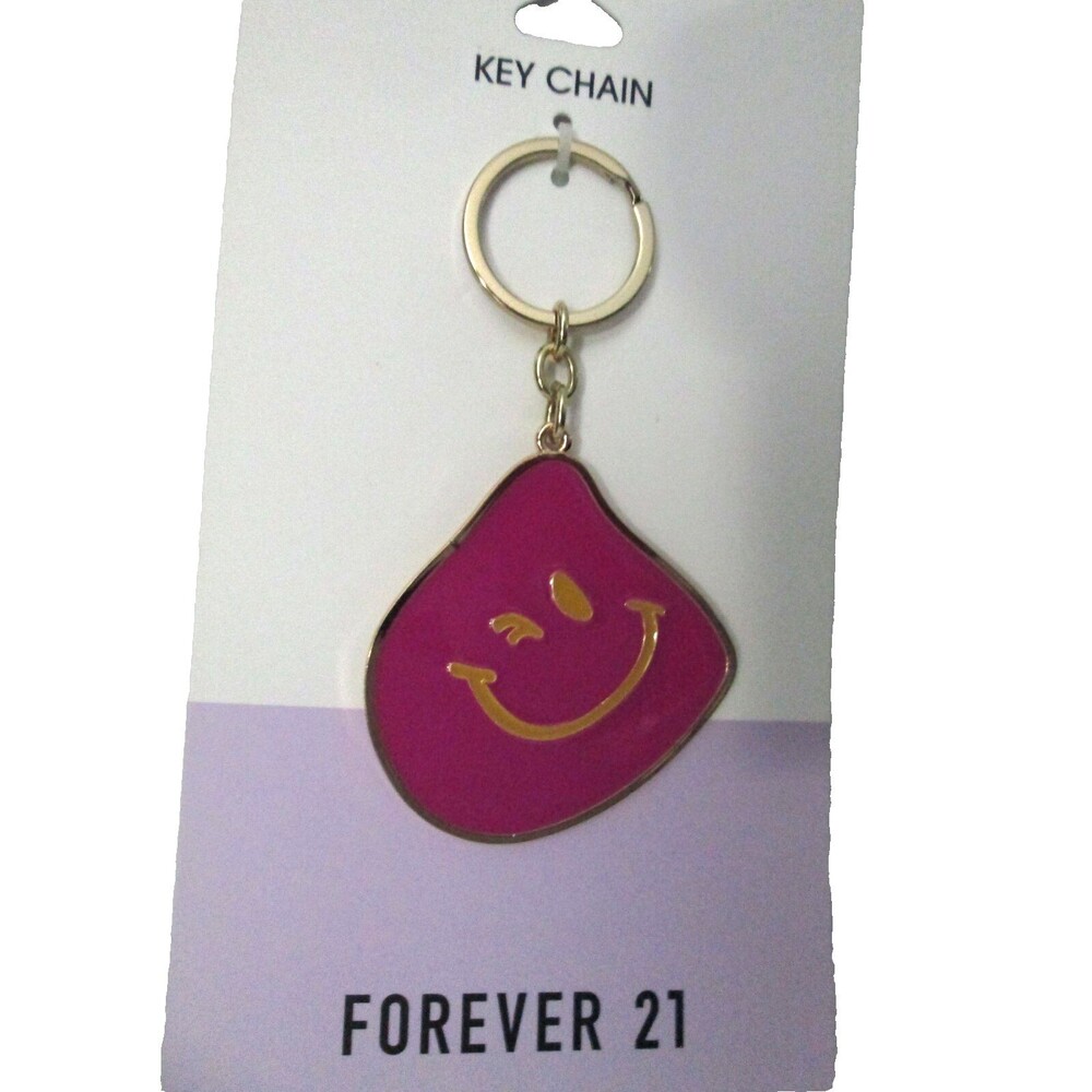 FOREVER 21 PINK SMILEY METAL ENAMEL KEYCHAIN